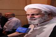 تجلیل از استاد حجه الاسلام و المسلمین حاج محسن قرائتی و فعالان قراانی دانشگاه در تالار ابن سینا   (2 )